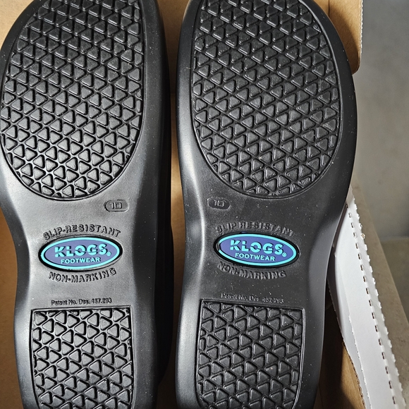 Klogs Black Slip-On Professional Clogs - Picture 2 of 6